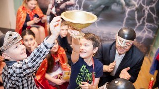 Квест «Зачарованный замок» Квест «Зачарованный замок». Квест для подростка в Днепре.